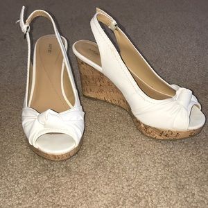 Apt 9 white wedges size 8.5